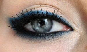 Elisabeth Beauté - Maquillage des yeux bleus : comment trouver la bonne nuance pour les mettre en valeur yeux bleus